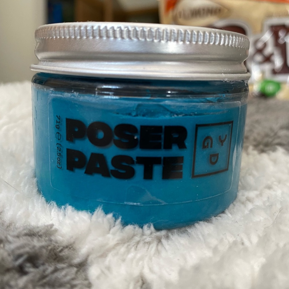 Poser paste color narwhal